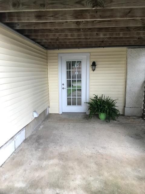1st image of 429 Florida Blvd #C
