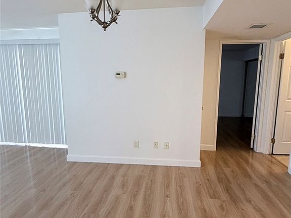3rd image of 1331 Massachusetts Ave APT 201
