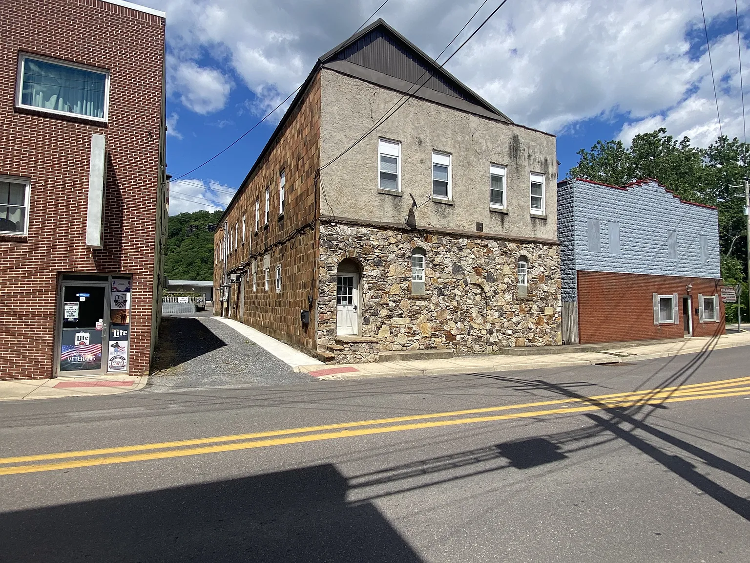 181 Armstrong Street, Apt D, Keyser WV 26726 - 1 — Photo 2