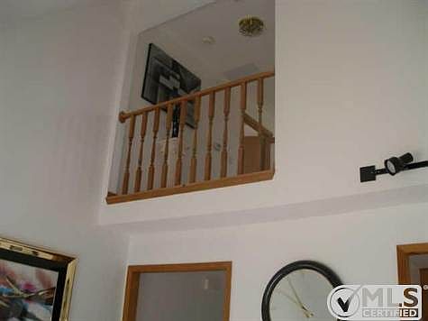 4th image of 288 Tenn Dr