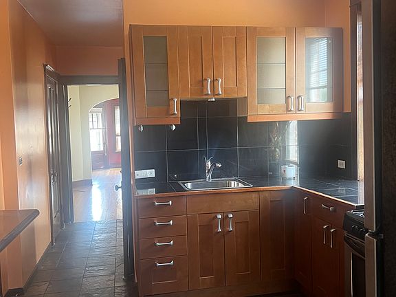 4th image of 4106 N Damen Ave APT 3