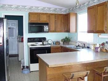 4th image of 16713 W Boone Ln