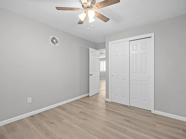 1000 Olive St #213 — Photo 8
