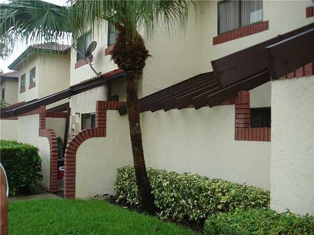 1st image of 8853 NW 48th St