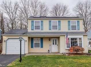 28 Hanover Ct, Langhorne, PA 19047