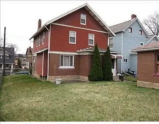 80 Evans Ave photo 1