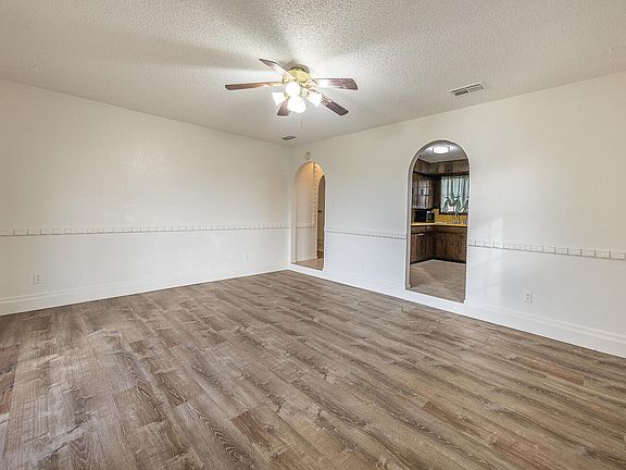2nd image of 6305 35th St