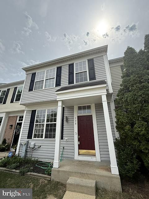 1st image of 138 Eastridge Cir