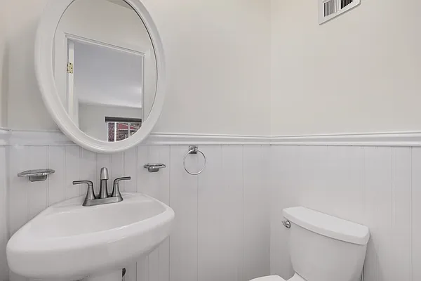 Rented by Compass | media 12