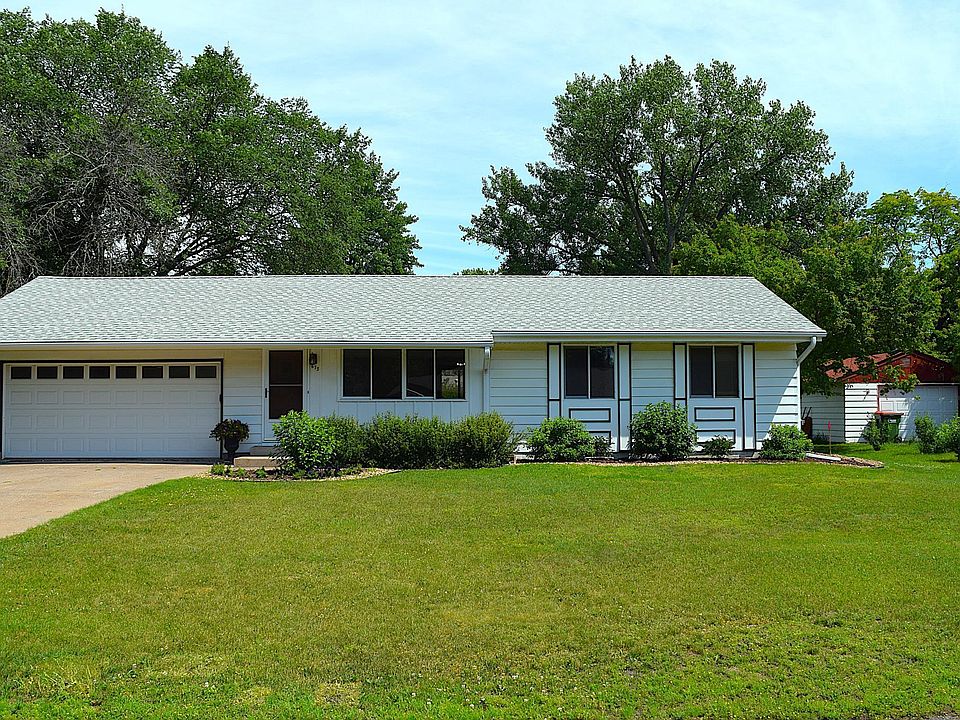 1st image of 673 109th Ln NE