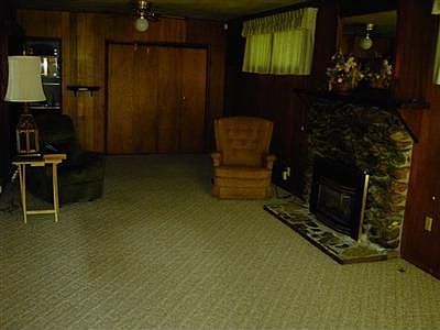 4th image of 3463 E Hammond Ave