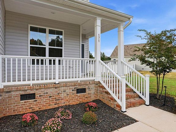 4th image of 171 Brody Pine Way
