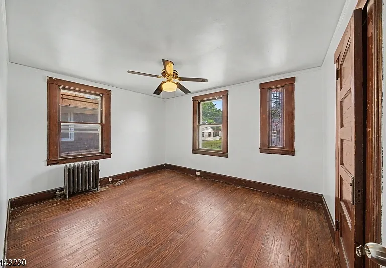 420 Hill St — Photo 17