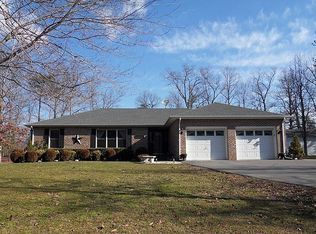 8210 Elizabeth Ln, La Plata, MD 20646