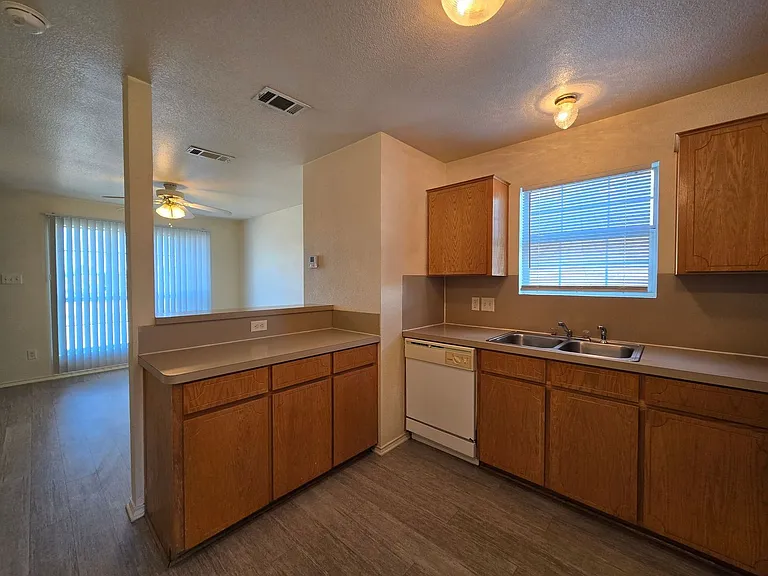3406 Zephyr Rd #A — Photo 4