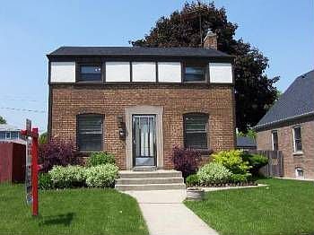 1st image of 2646 Oak St