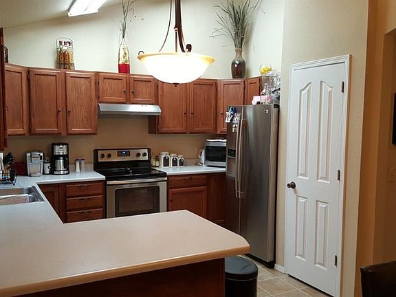 4th image of 1205 N Fieldstone Ave