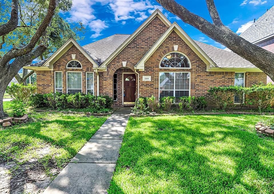 1st image of 2203 Pleasant Shade Ct