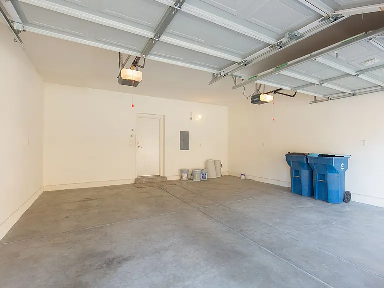 3965 Palm Beach St #101 — Photo 27