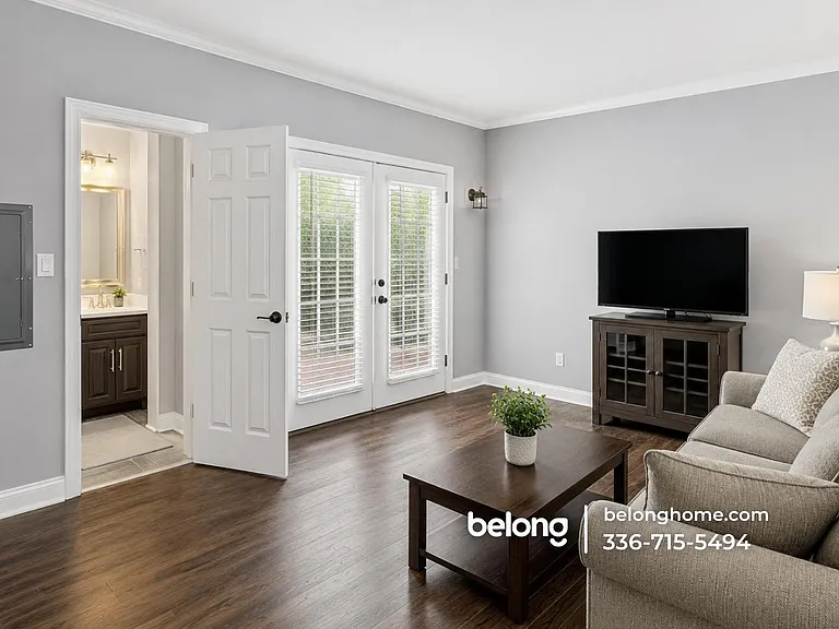 2210 Trailwood Valley Cir — Photo 5