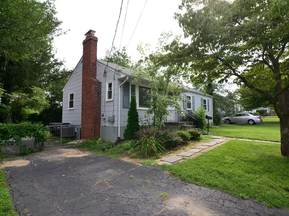 10217 Rodgers Rd, Fairfax, VA 22030