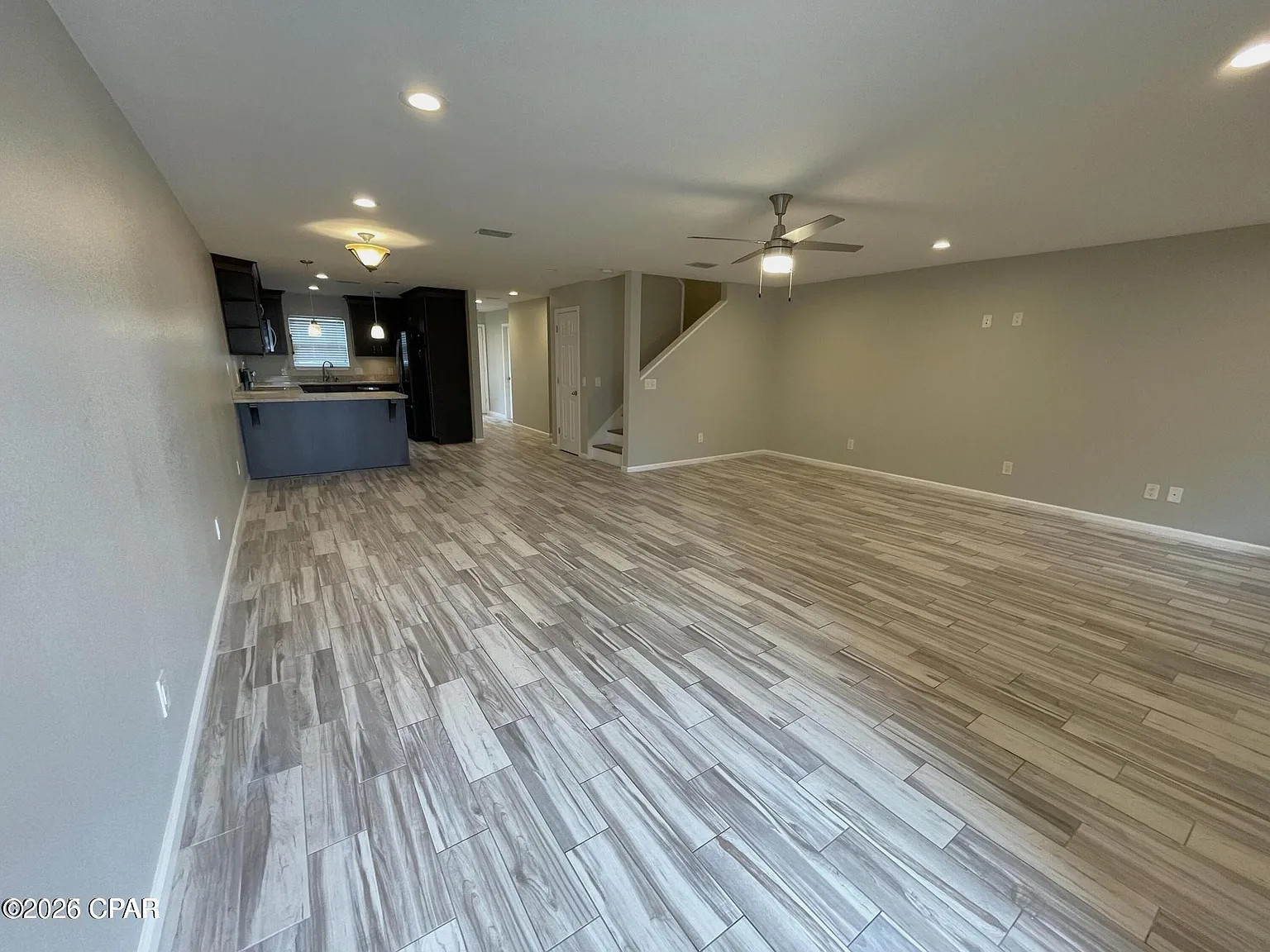 3 bed, 2.5 bath, 1572 sqft, $2,100 — Photo 4