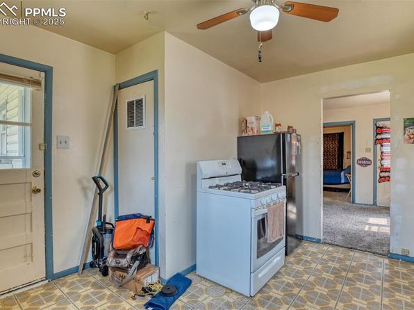 colorado-springs-colorado-13666419 picture