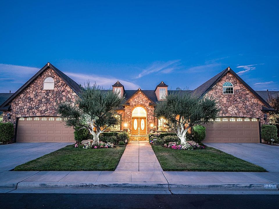 2nd image of 3455 N Cactus Ct