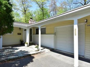 225 Harriman Rd, Irvington, NY 10533