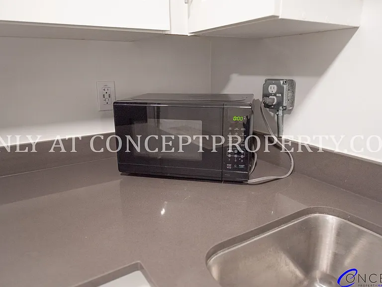 First Avenue Flats — Photo 134