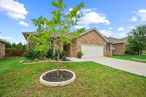 2421 Frio River Rd Photo 1