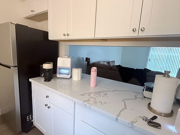 5th image of 1823 Oakdale Rd APT 11