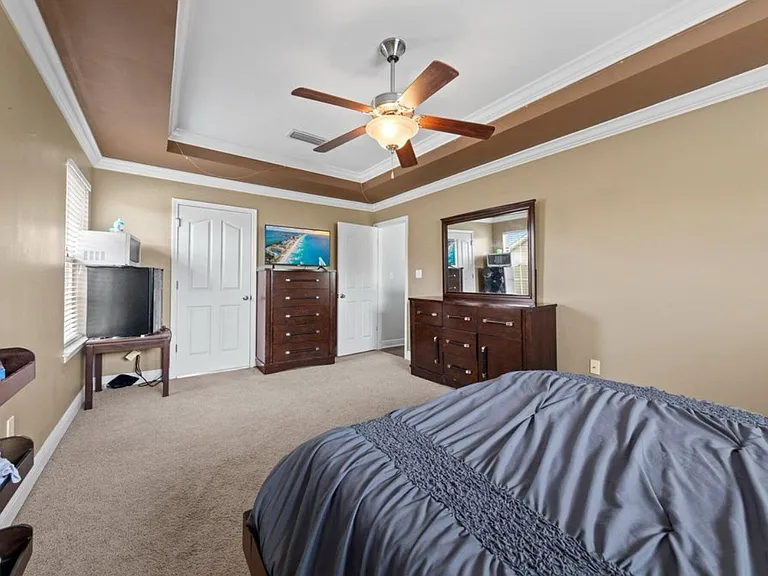 313 Scotch Pine Ln — Photo 21