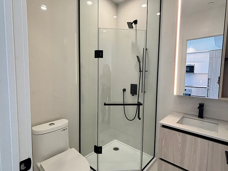 699 Sheppard Ave E #703 — Photo 8