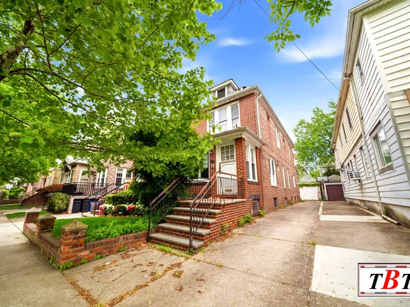 1073 East Third Street image 1 of 39