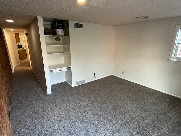 1310 N Corona St #12 — Photo 10