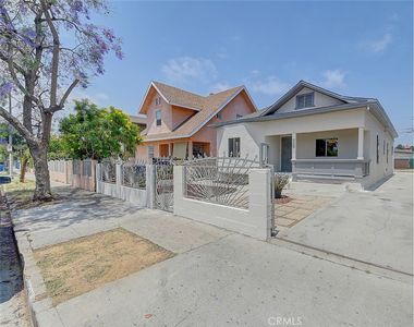 811 E 42nd Pl, Los Angeles, CA, 90011