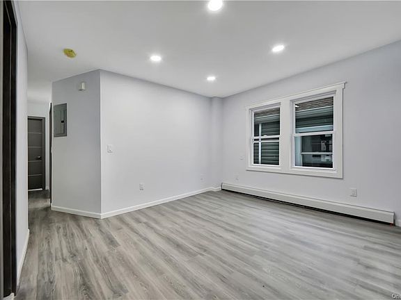 4th image of 428 Bedford Ave Floor 2