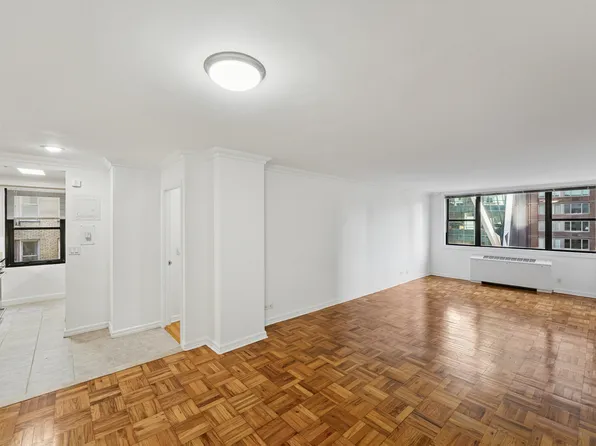 315 West 57th Street image 1 of 27