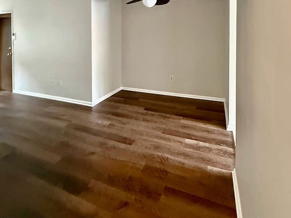 4th image of 52 Sandra Cir APT C3