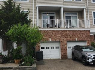 7 Bryce Ln, Manahawkin, NJ 08050