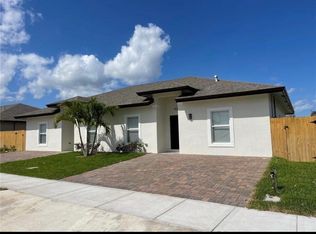 1530 W 26th Ct, Riviera Beach, FL 33404