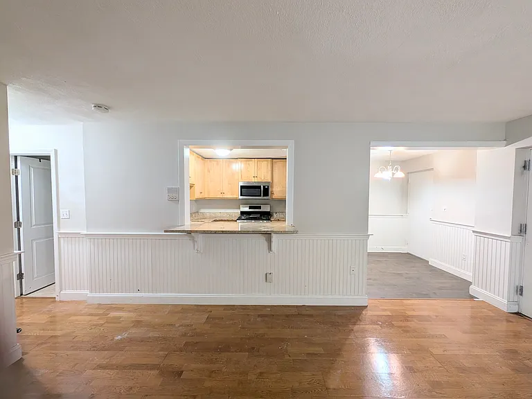 50 Colonial Dr #2 — Photo 5