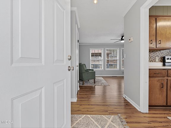 2nd image of 149 Forest Hill Rd SW