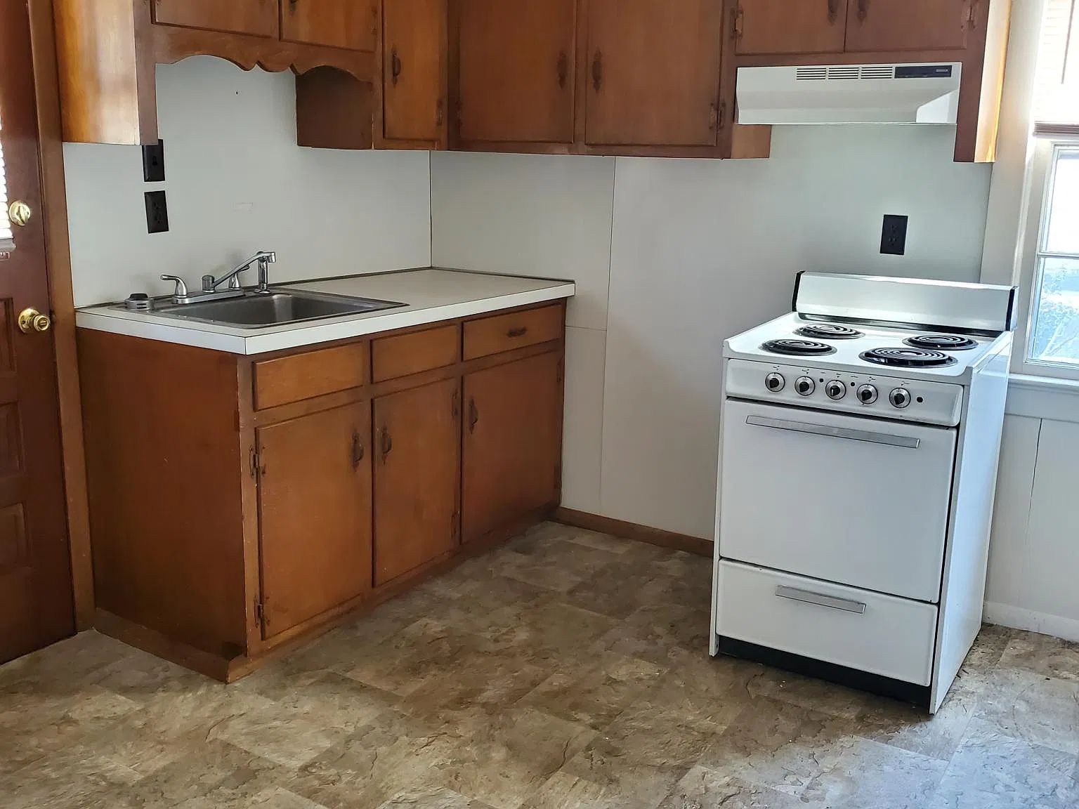1 bed, $1,100 — Photo 4