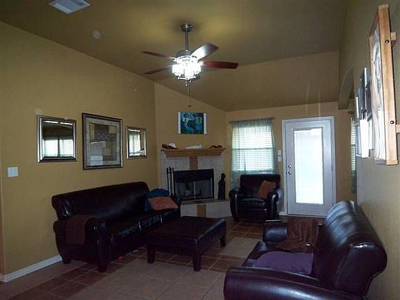 3rd image of 110 Cailin Ct