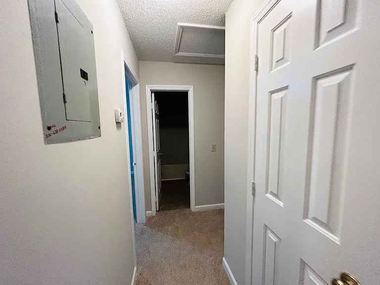 308 Poplar St — Photo 4