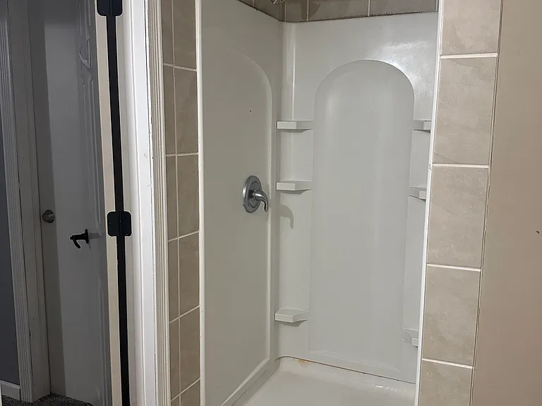 1100 Cold Spring Rd — Photo 19