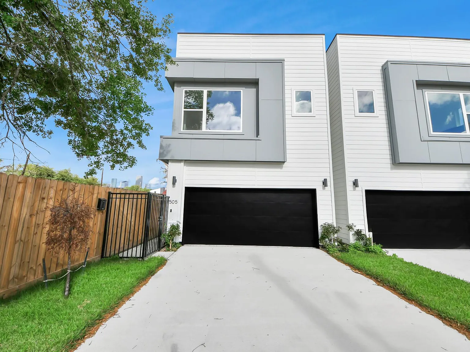 3 bed, 3.5 bath, 2028 sqft, $3,400 — Photo 1