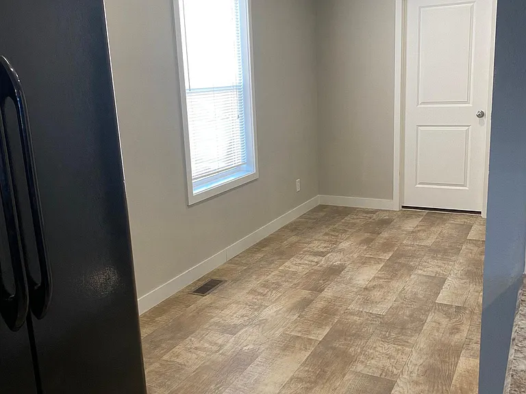 8924 County Road 86 — Photo 2